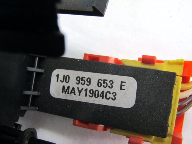 UNIT? INTERRUPTEURS COLONNE DE DIRECTION OEM N. 1J0959653E PI?CES DE VOITURE D'OCCASION SEAT LEON (2000 - 2005)DIESEL D?PLACEMENT. 19 ANN?E 2005