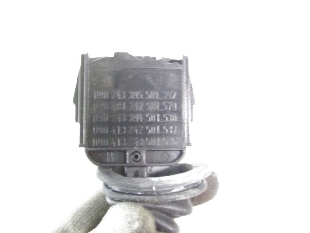 UN SEUL QUART DE TRAVAIL OEM N. 90243295 PI?CES DE VOITURE D'OCCASION OPEL ASTRA G 5P/3P/SW (1998 - 2003) DIESEL D?PLACEMENT. 17 ANN?E 2002