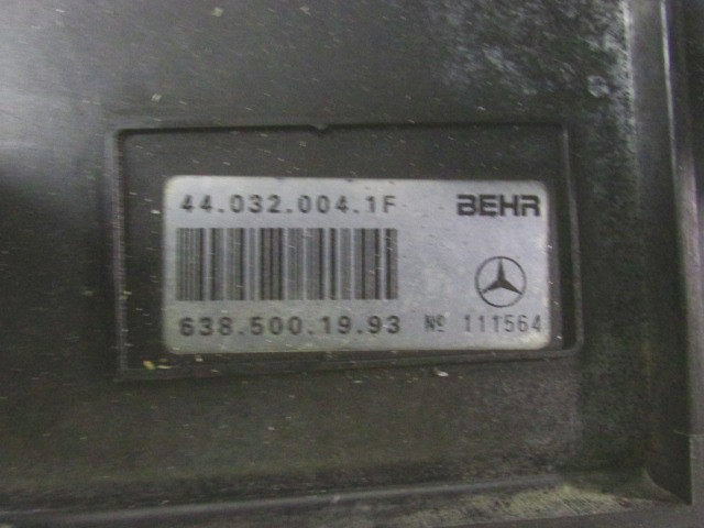 CADRE DE VENTILATEUR AVEC VENTILATEUR OEM N. 6385001993 PI?CES DE VOITURE D'OCCASION MERCEDES VITO W638 (01/1999 - 12/2003) DIESEL D?PLACEMENT. 22 ANN?E 2002