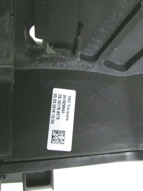 VOLANT DE DIRECTION OEM N. 34192994A PI?CES DE VOITURE D'OCCASION DACIA DUSTER (2010 - 2017) DIESEL D?PLACEMENT. 15 ANN?E 2016