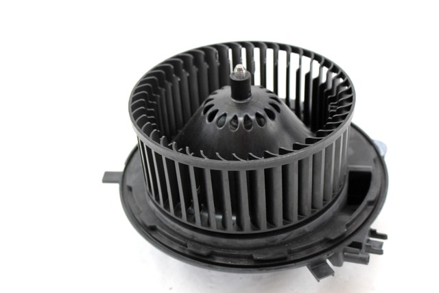 VENTILATEUR OEM N. 3Q1819021 PI?CES DE VOITURE D'OCCASION VOLKSWAGEN PASSAT BER/SW (DAL 2015)DIESEL D?PLACEMENT. 20 ANN?E 2015