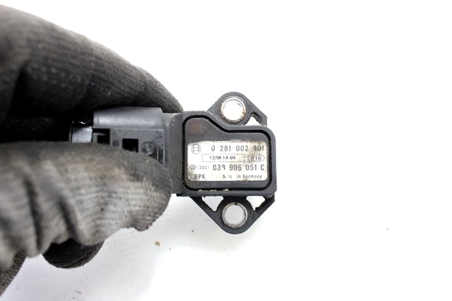 CAPTEUR DE PRESSION GAZ D'?CHAPPEMENT OEM N. 038906051C PI?CES DE VOITURE D'OCCASION VOLKSWAGEN PASSAT B6 3C BER/SW (2005 - 09/2010)  DIESEL D?PLACEMENT. 20 ANN?E 2008