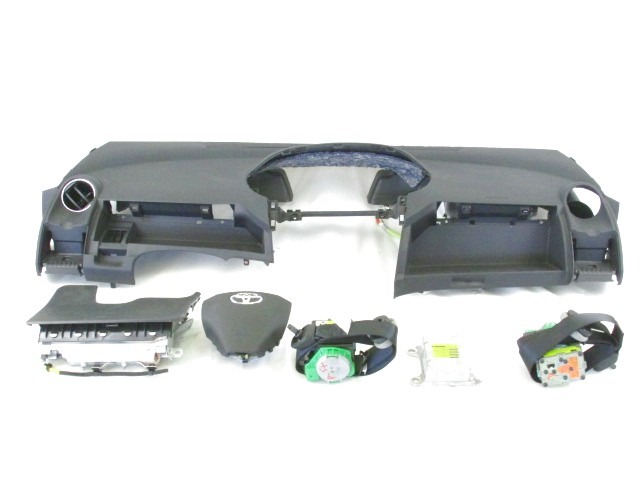 KIT AIRBAG COMPLET OEM N. 9257 KIT AIRBAG COMPLETO PI?CES DE VOITURE D'OCCASION TOYOTA YARIS (2009 - 2011)BENZINA D?PLACEMENT. 13 ANN?E 2010