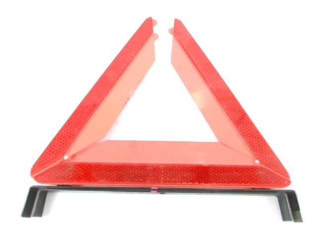 TRIANGLE UNIQUE OEM N.  PI?CES DE VOITURE D'OCCASION OPEL ASTRA H RESTYLING L48 L08 L35 L67 5P/3P/SW (2007 - 2009) BENZINA D?PLACEMENT. 16 ANN?E 2009