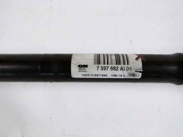 ARBRE DE SORTIE DROIT ARRIERE OEM N. 7597682 PI?CES DE VOITURE D'OCCASION BMW SERIE 1 BER/COUPE F20/F21 (2011 - 2015) DIESEL D?PLACEMENT. 20 ANN?E 2013