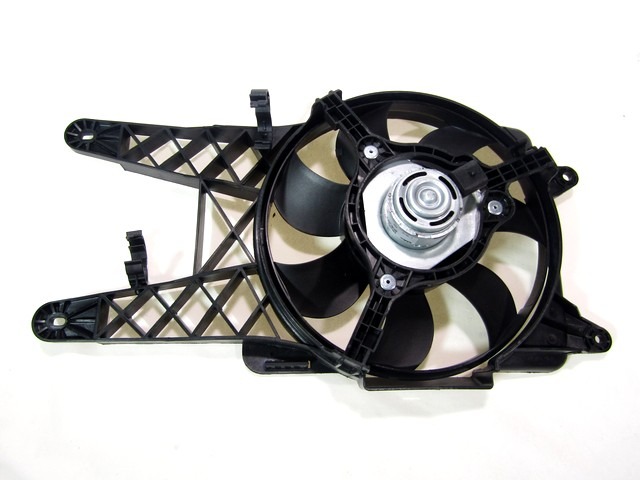 CADRE DE VENTILATEUR AVEC VENTILATEUR OEM N. 46789792 PI?CES DE VOITURE D'OCCASION FIAT SEICENTO 600 MK3 (2005 - 2010) BENZINA D?PLACEMENT. 11 ANN?E 2008