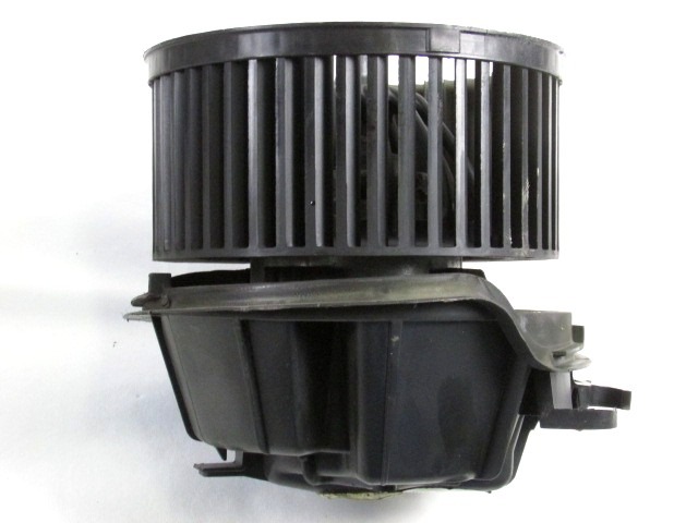 VENTILATEUR OEM N. 6441Q5 PI?CES DE VOITURE D'OCCASION CITROEN C3 / PLURIEL (09/2005 - 11/2010) BENZINA D?PLACEMENT. 14 ANN?E 2006