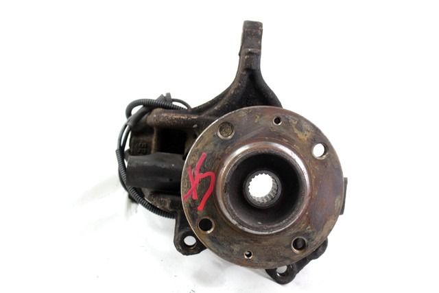 PALIER DE PIVOT GAUCHE / MOYEU DE ROUE ARRI?RE AVEC ROULEMENT AV OEM N. 1607557480 PI?CES DE VOITURE D'OCCASION CITROEN C3 / PLURIEL (09/2005 - 11/2010) DIESEL D?PLACEMENT. 14 ANN?E 2006