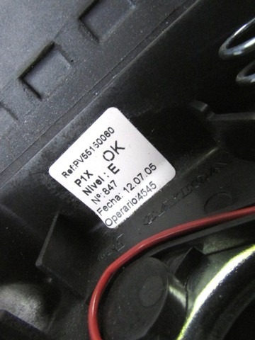 VOLANT DE DIRECTION OEM N. 8687464 PI?CES DE VOITURE D'OCCASION VOLVO V50 (2004 - 05/2007) DIESEL D?PLACEMENT. 20 ANN?E 2005