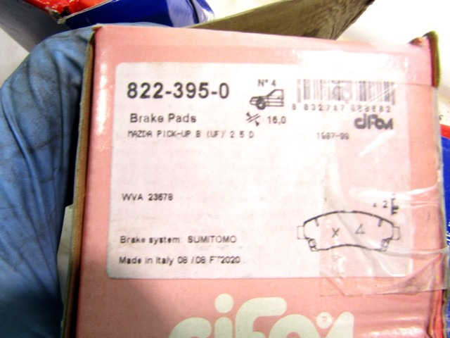 KIT DE PLAQUETTES FREIN OEM N. UGY1-33-23Z PI?CES DE VOITURE D'OCCASION MAZDA PICK-UP B SERIES (1985 - 1998)DIESEL D?PLACEMENT. 25 ANN?E 1986