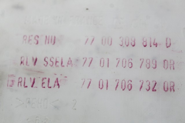 POT ? EAU OEM N. 7700308814 PI?CES DE VOITURE D'OCCASION RENAULT KANGOO (1998 - 2003) DIESEL D?PLACEMENT. 19 ANN?E 2001