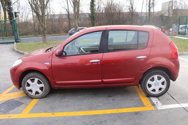 DACIA SANDERO 1.4 G 55KW 5M 5P (2009) RICAMBI IN MAGAZZINO