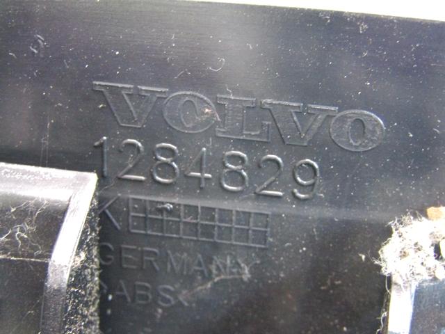 30791394 TUNNEL CENTRALE CON BRACCIOLO PARTE POSTERIORE VOLVO XC60 2.4 D 129KW 6M 5P (2010) RICAMBIO USATO
