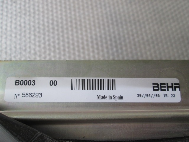 EVAPORATEUR OEM N. 6Q0820103B PI?CES DE VOITURE D'OCCASION VOLKSWAGEN POLO (2005 - 10/2009) BENZINA/GPL D?PLACEMENT. 14 ANN?E 2005