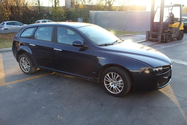 ALFA ROMEO 159 SW 1.9 D 110KW AUT 5P (2009) RICAMBI IN MAGAZZINO