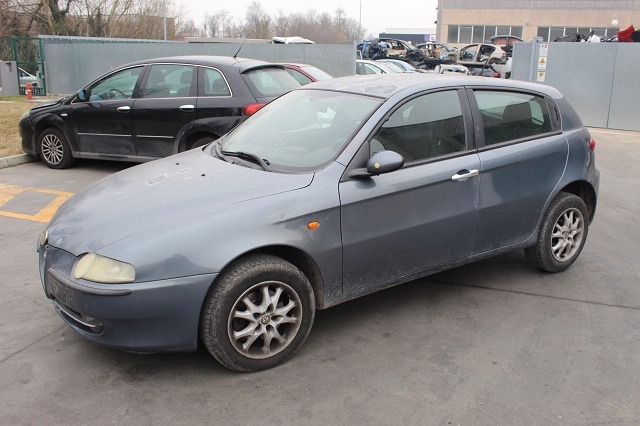 ALFA ROMEO 147 1.9 D 85KW 5M 5P (2004) BUTTATA INTERA