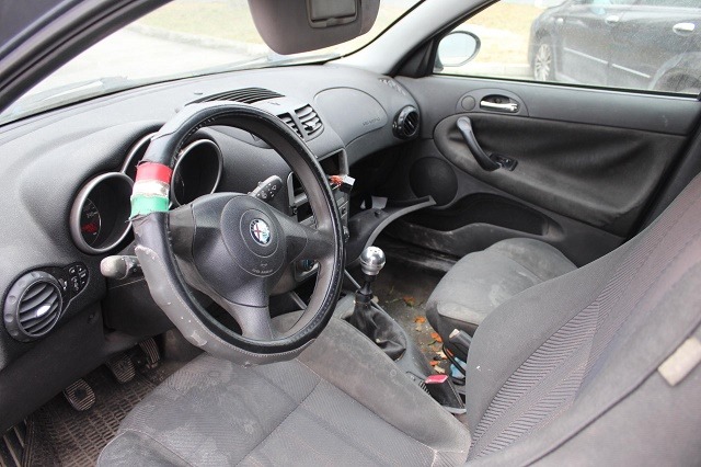 ALFA ROMEO 147 1.9 D 85KW 5M 5P (2004) BUTTATA INTERA