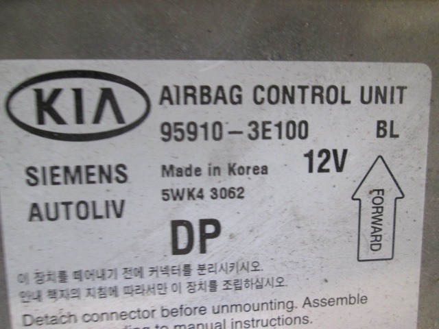 KIT AIRBAG COMPLET OEM N. 16914 KIT AIRBAG COMPLETO PI?CES DE VOITURE D'OCCASION KIA SORENTO (2002 - 2009) DIESEL D?PLACEMENT. 25 ANN?E 2004