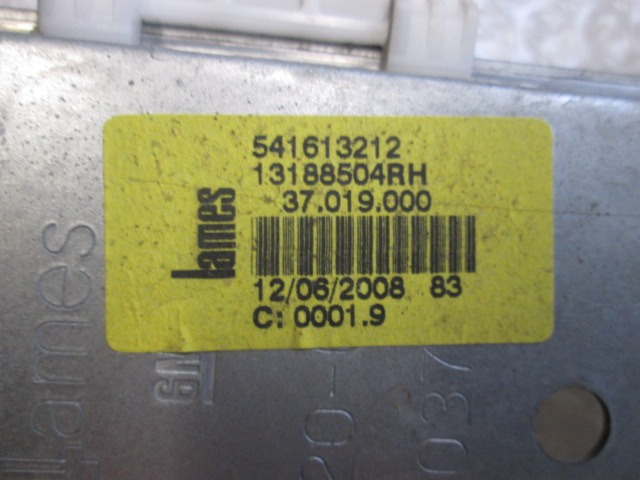 SYST?ME DE L?VE-VITRE ARRI?RE MANUEL OEM N. 13188504 PI?CES DE VOITURE D'OCCASION OPEL CORSA D (2006 - 2011) BENZINA D?PLACEMENT. 12 ANN?E 2008