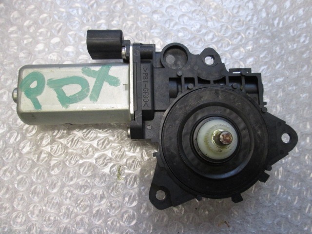 MOTEUR DE VITRE DE PORTE ARRI?RE OEM N. 46841277 PI?CES DE VOITURE D'OCCASION LANCIA MUSA MK2 350 (09/2007 - 8/2013) DIESEL D?PLACEMENT. 13 ANN?E 2008