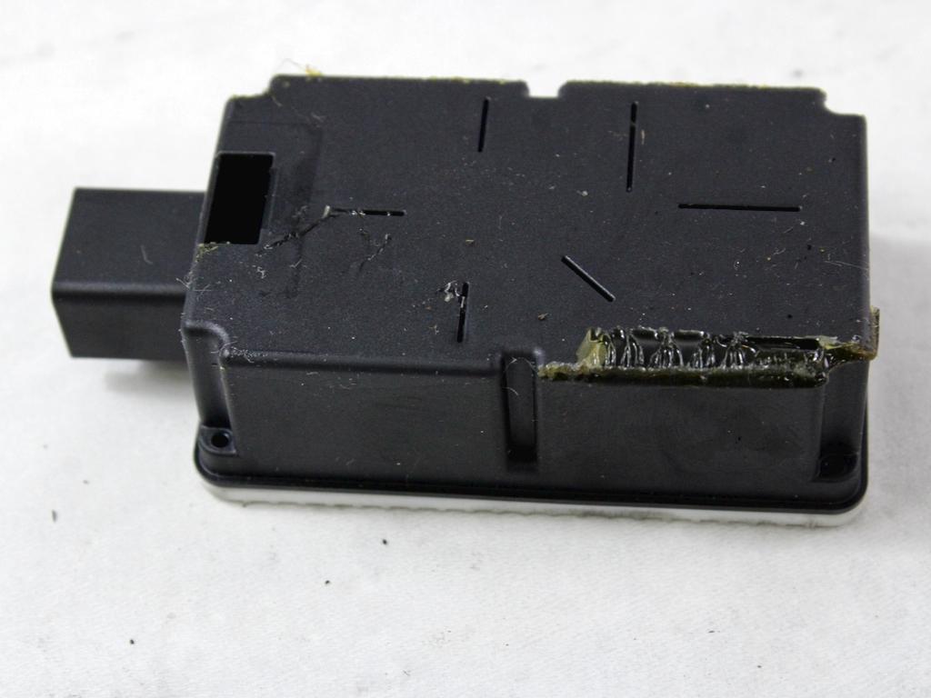 31268992 CENTRALINA ANTENNA RICEVITORE TELECOMANDO KEYLESS VOLVO V50 SW 1.6 D 80KW 5M 5P (2010) RICAMBIO USATO