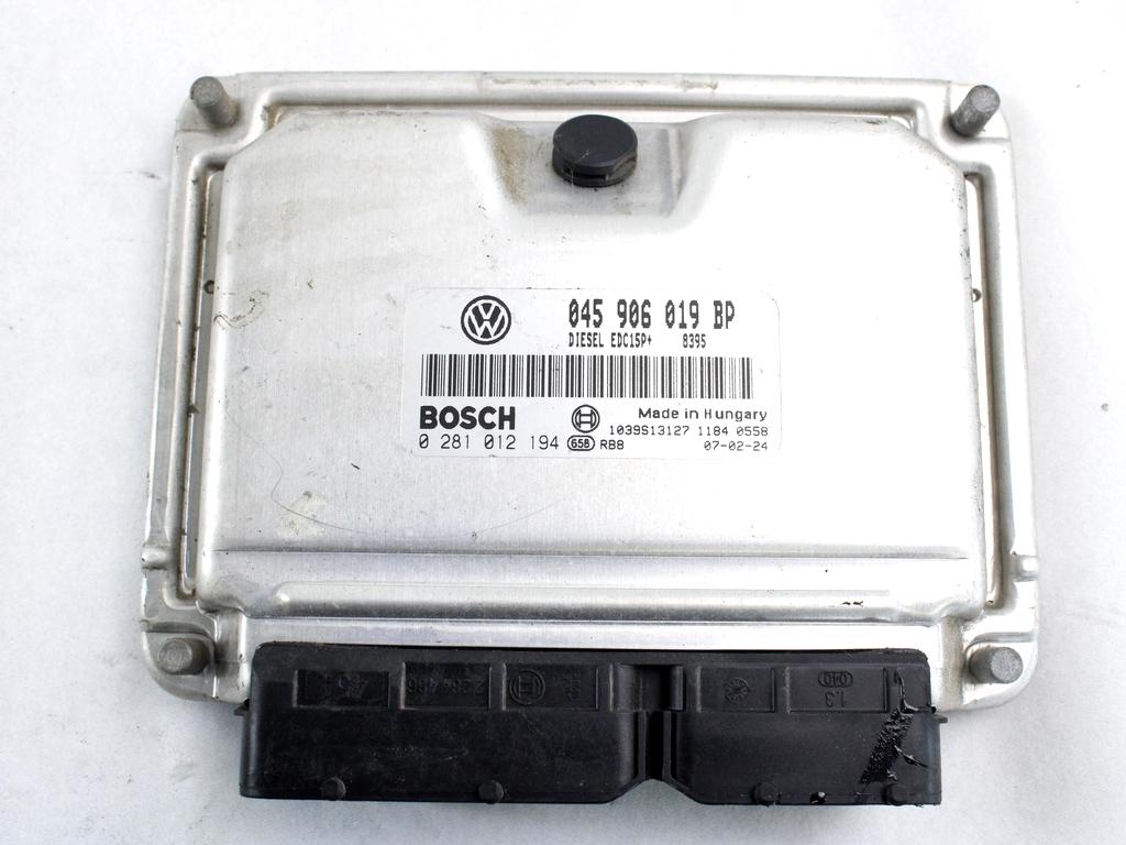 045906019BP KIT ACCENSIONE AVVIAMENTO VOLKSWAGEN POLO 1.4 D 51KW 5M 5P (2007) RICAMBIO USATO CON CENTRALINA MOTORE, QUADRO STRUMENTI, BLOCCHETTI ACCENSIONE APERTURA CON CHIAVE 0281012194 6Q1937049F 4B0905851Q 6Q0920804J