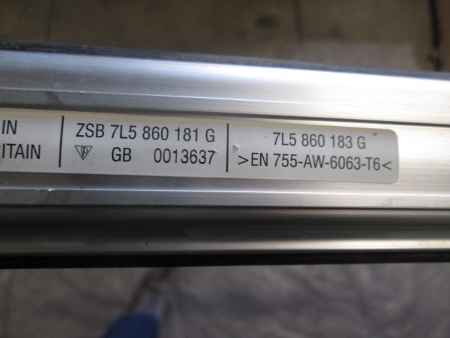 BARRA MODANUTURA TETTO SINGOLA OEM N. 7L5860181G PI?CES DE VOITURE D'OCCASION PORSCHE CAYENNE (2003 -2008) BENZINA D?PLACEMENT. 45 ANN?E 2004