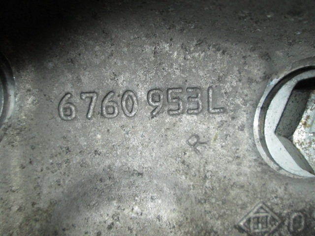 PALIER DE PIVOT GAUCHE / MOYEU DE ROUE ARRI?RE AVEC ROULEMENT AV OEM N. 31226765601 PI?CES DE VOITURE D'OCCASION BMW SERIE 5 E60 E61 (2003 - 2010) DIESEL D?PLACEMENT. 25 ANN?E 2004