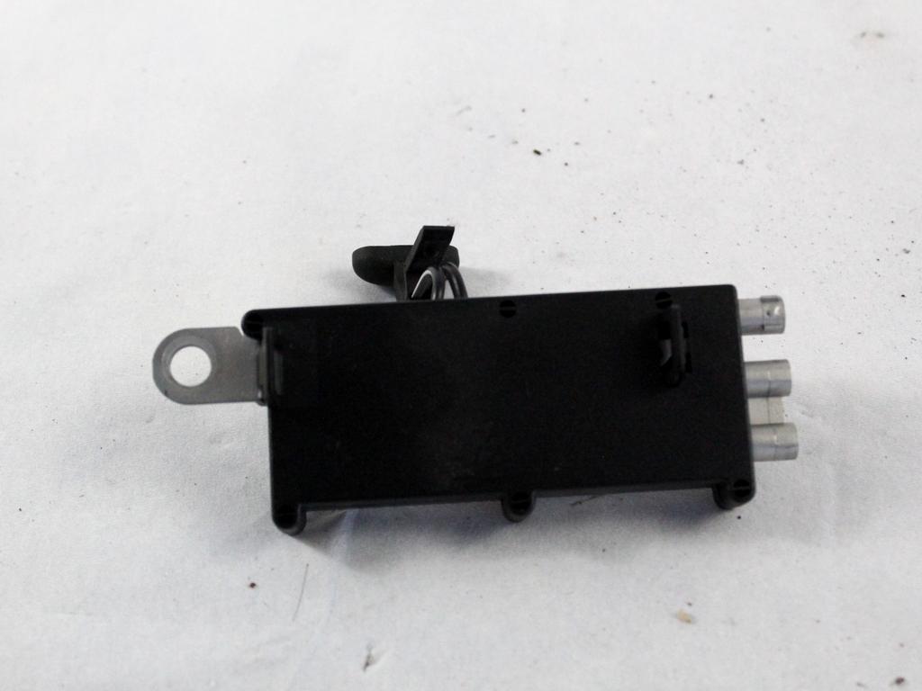 8673493 CENTRALINA AMPLIFICATORE ANTENNA VOLVO V50 SW 2.0 D 100KW 6M 5P (2004) RICAMBIO USATO