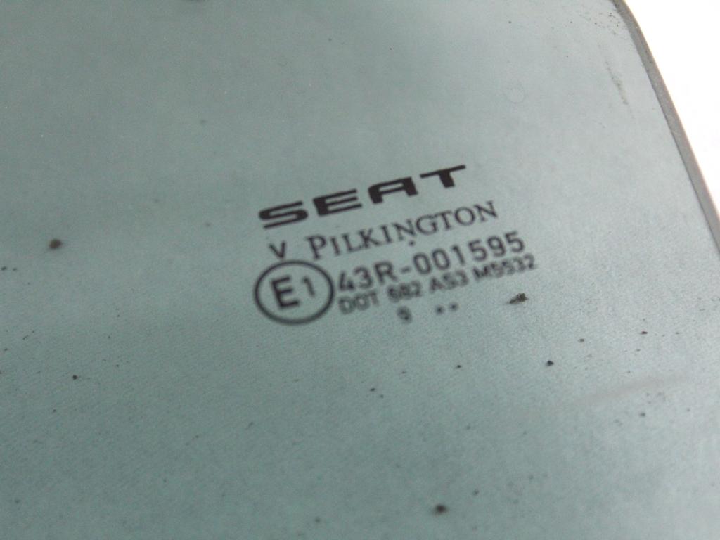 1P0845205D VETRO SCENDENTE PORTA POSTERIORE SINISTRA OSCURATO SEAT LEON 1.6 G 75KW 5M 5P (2010) RICAMBIO USATO