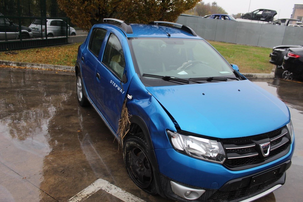 DACIA SANDERO STEPWAY 1.5 D 66KW 5M 5P (2014) RICAMBI IN MAGAZZINO