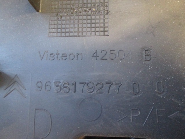 XALILLAGE LATERAL PLANCHER OEM N. 9656179277 PI?CES DE VOITURE D'OCCASION CITROEN C4 MK1 / COUPE LC (2004 - 08/2009) DIESEL D?PLACEMENT. 16 ANN?E 2007