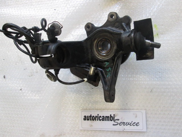 "PALIER DE PIVOT DROIT AVANT / MOYEU DE ROUE ARRI?RE AVEC ROULEMENT AV	 OEM N. 330785 PI?CES DE VOITURE D'OCCASION CITROEN XANTIA (1993 - 1998) DIESEL D?PLACEMENT. 19 ANN?E 1997"