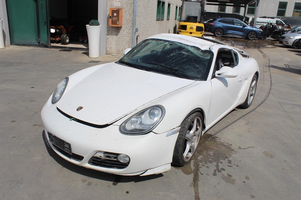 PORSCHE CAYMAN 987 MK2 2.9 B 195KW 6M 3P (2009) RICAMBI USATI AUTO IN PIAZZALE 