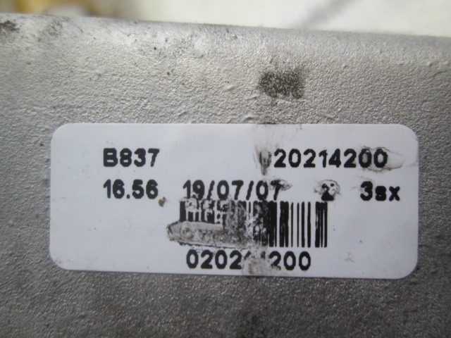 RADIATEUR DE CHAUFFAGE OEM N. 46723450 PI?CES DE VOITURE D'OCCASION FIAT BRAVO 198 (02/2007 - 01/2011) DIESEL D?PLACEMENT. 19 ANN?E 2007