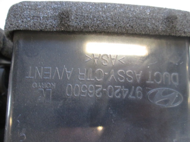 BUSES DE VENTILATION CENTRALES OEM N. 9742026500 PI?CES DE VOITURE D'OCCASION HYUNDAI SANTA FE (2000 - 2006) DIESEL D?PLACEMENT. 20 ANN?E 2003