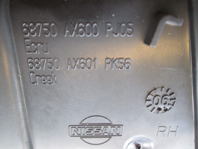 BUSES DE VENTILATION CENTRALES OEM N. 68750AX600 PI?CES DE VOITURE D'OCCASION NISSAN MICRA K12 K12E (01/2003 - 09/2010) BENZINA D?PLACEMENT. 14 ANN?E 2006