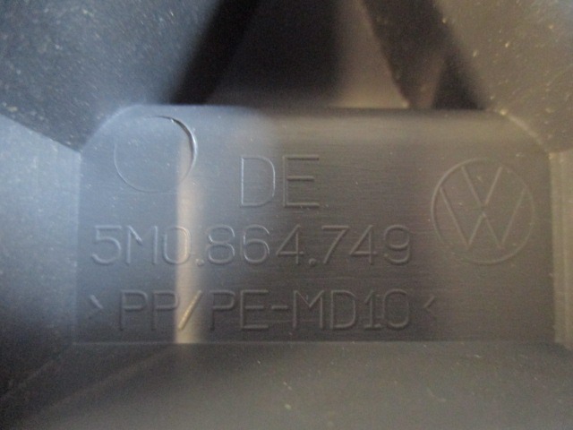 PI?CES ACCOL?E.PLANCHE BORD, PARTIE INF. OEM N. 5M0864749 PI?CES DE VOITURE D'OCCASION VOLKSWAGEN GOLF PLUS MK1 (2004 - 2009) DIESEL D?PLACEMENT. 20 ANN?E 2005