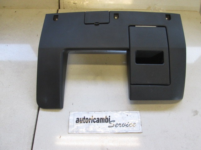 PI?CES ACCOL?E.PLANCHE BORD, PARTIE INF. OEM N. 2S61A043K93-AC PI?CES DE VOITURE D'OCCASION FORD FIESTA JH JD MK5 R (01/2006 - 2008) DIESEL D?PLACEMENT. 14 ANN?E 2008