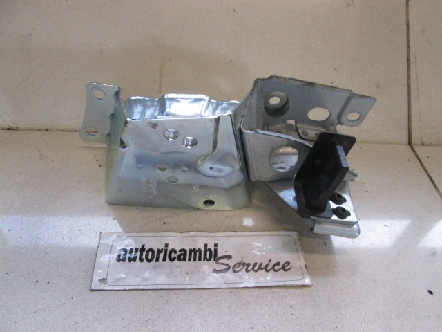 RAIL DE SEIGE AVANT OEM N. 7L6885154 PI?CES DE VOITURE D'OCCASION VOLKSWAGEN TOUAREG (2002 - 2007)DIESEL D?PLACEMENT. 25 ANN?E 2004