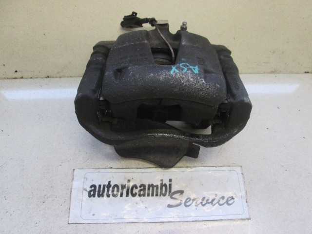 ETRIER DE FREIN AVANT GAUCHE OEM N. 77364399 PI?CES DE VOITURE D'OCCASION FIAT GRANDE PUNTO 199 (2005 - 2012) BENZINA/METANO D?PLACEMENT. 14 ANN?E 2009