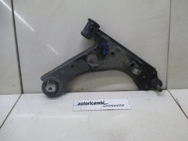 BRAS DE SUSPENSION AVANT DROIT OEM N. 51895366 PI?CES DE VOITURE D'OCCASION FIAT GRANDE PUNTO 199 (2005 - 2012) DIESEL D?PLACEMENT. 13 ANN?E 2007