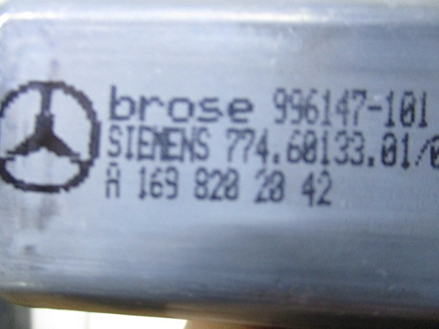 MOTEUR DE VITRE DE PORTE ARRI?RE OEM N. 1698202042 PI?CES DE VOITURE D'OCCASION MERCEDES CLASSE A W169 5P C169 3P (2004 - 04/2008) DIESEL D?PLACEMENT. 20 ANN?E 2004