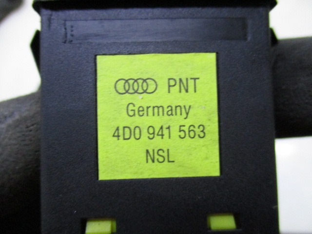 DISPOSITIF DE COMMANDE LUMI?RE OEM N. 8D0941301C PI?CES DE VOITURE D'OCCASION AUDI A4 B5 BER/SW (1994 - 12/2000) DIESEL D?PLACEMENT. 19 ANN?E 1996