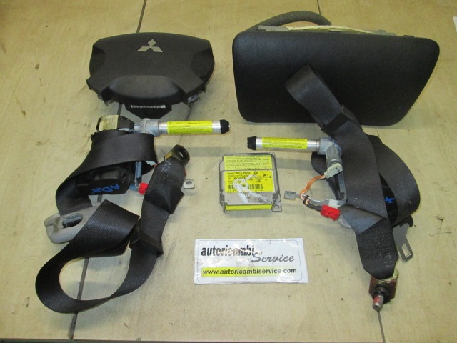 KIT AIRBAG COMPLET OEM N. KIT AIRBAG COMPLETO PI?CES DE VOITURE D'OCCASION MITSUBISHI SPACESTAR (1998 - 2005) BENZINA D?PLACEMENT. 16 ANN?E 2002