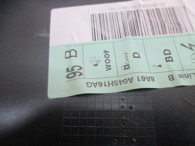 M?CANISME DE PARE-BRISE DE PORTE AVANT OEM N. 8A61-A23201 PI?CES DE VOITURE D'OCCASION FORD FIESTA (09/2008 - 11/2012) BENZINA/GPL D?PLACEMENT. 14 ANN?E 2010