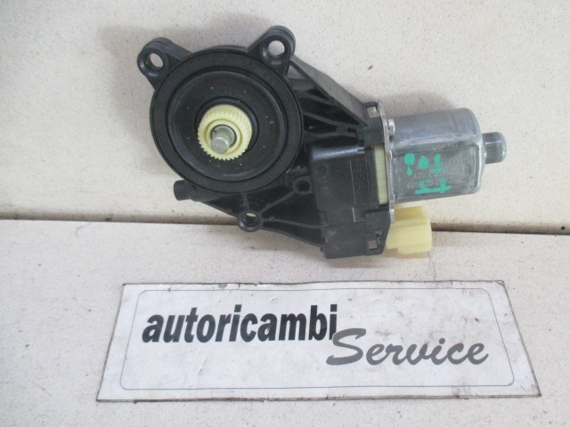 MOTEUR DE VITRE DE PORTE ARRI?RE OEM N. 130822406 PI?CES DE VOITURE D'OCCASION FORD FIESTA (09/2008 - 11/2012) BENZINA/GPL D?PLACEMENT. 14 ANN?E 2010