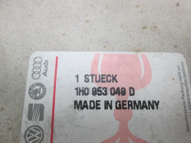 FEU CLIGNOTANT SUPPL?MENTAIRE OEM N.  PI?CES DE VOITURE D'OCCASION VOLKSWAGEN VENTO (1991 - 1998)DIESEL D?PLACEMENT. 19 ANN?E