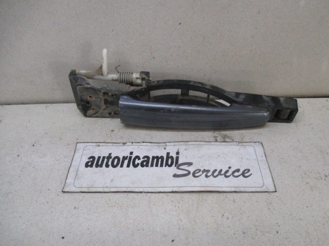 POIGN?E DE PORTE ARRI?RE DROITE OEM N. 9657619480 PI?CES DE VOITURE D'OCCASION PEUGEOT 307 BER/SW/CABRIO (2001 - 2009) DIESEL D?PLACEMENT. 20 ANN?E 2006