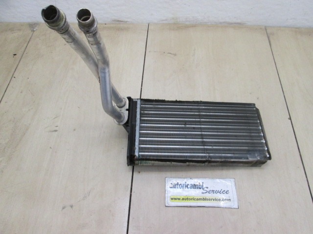 RADIATEUR DE CHAUFFAGE OEM N. 6448J6 PI?CES DE VOITURE D'OCCASION PEUGEOT 607 (1999 - 2005) BENZINA D?PLACEMENT. 30 ANN?E 2002